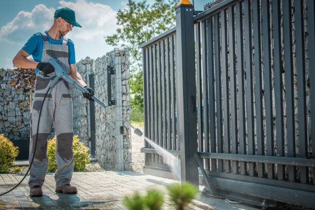 Best Building Exterior Washing  in Seguin, TX
